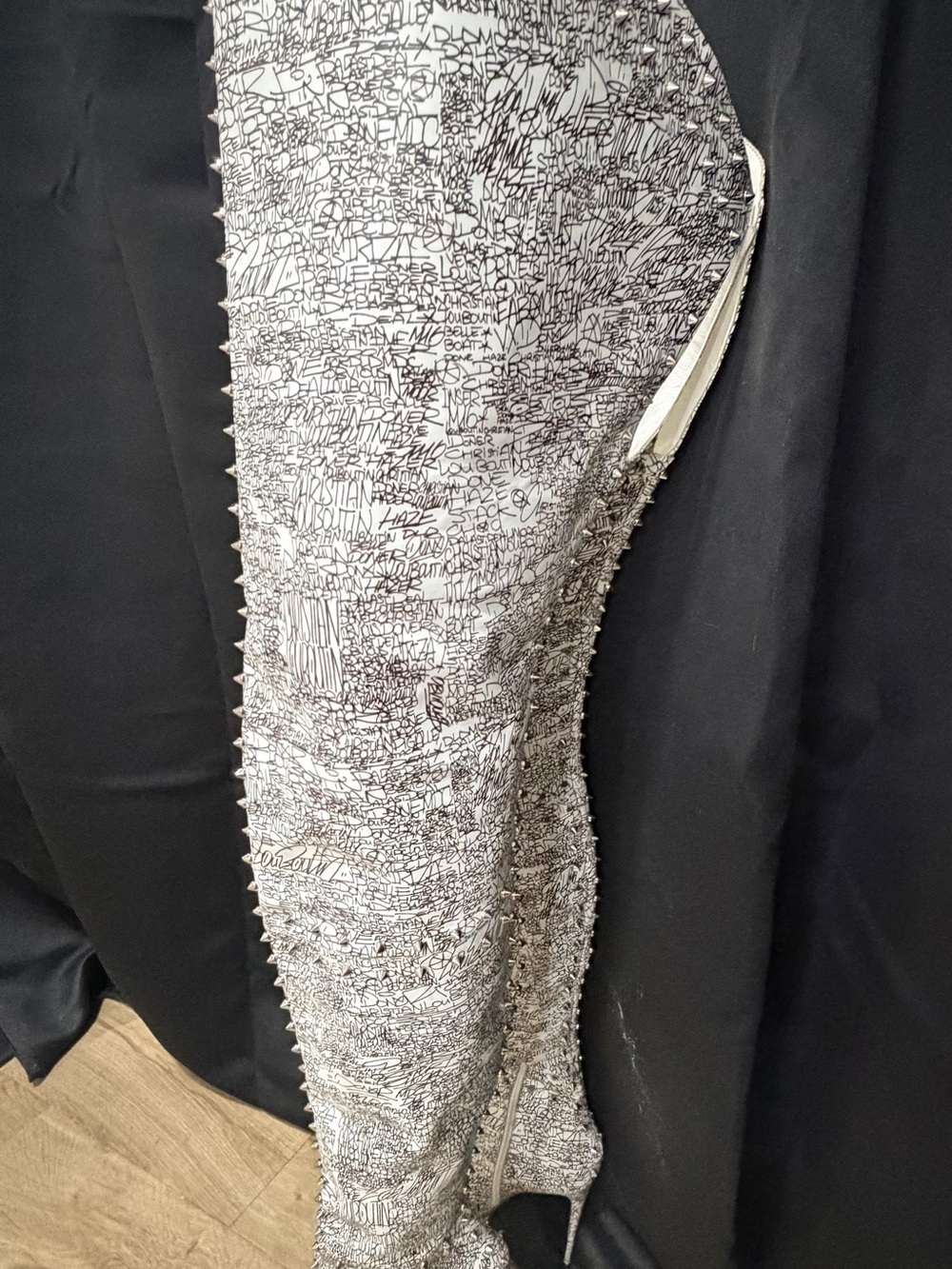 Christian Louboutin White Graffiti Spiked Over-The-Knee Boots Size 40 or 9. - Picture 4 of 16